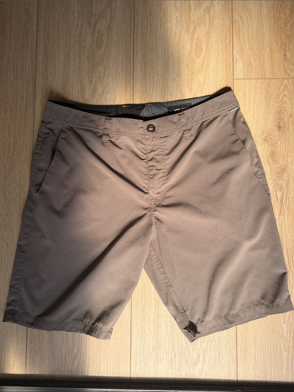 Volcom Men's Taupe Flat-Front walk Shorts